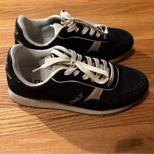 ONLY Women’s Black Sneakers with White Highlights